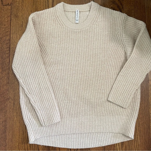 Athleta Crossroads Cable Knit Wool Blend Oversized Cream Sweater Size Small - Picture 1 of 7